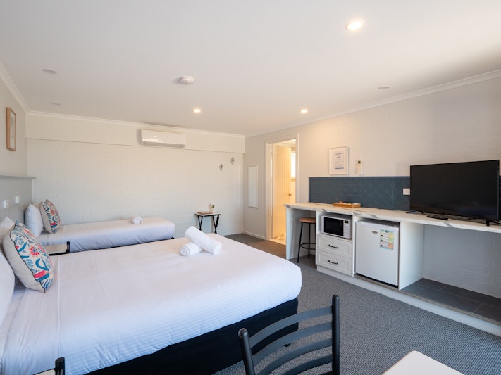 Heritage House Motel and Units 13/16