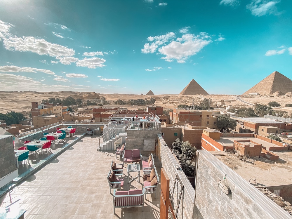 Best View Pyramids Hotel 70/74