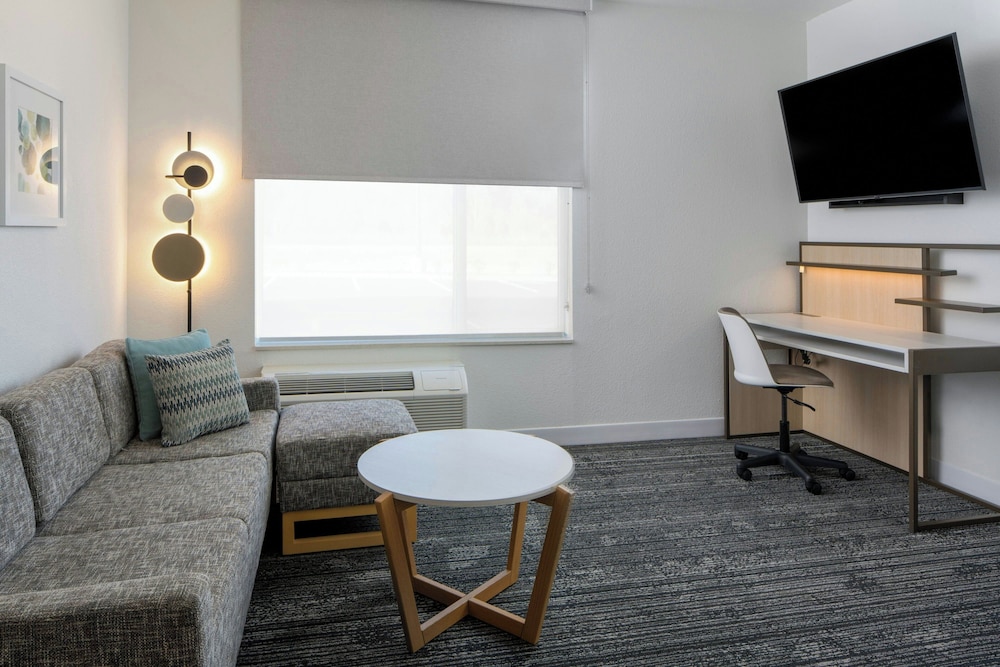 TownePlace Suites Memphis Cordova 16/19