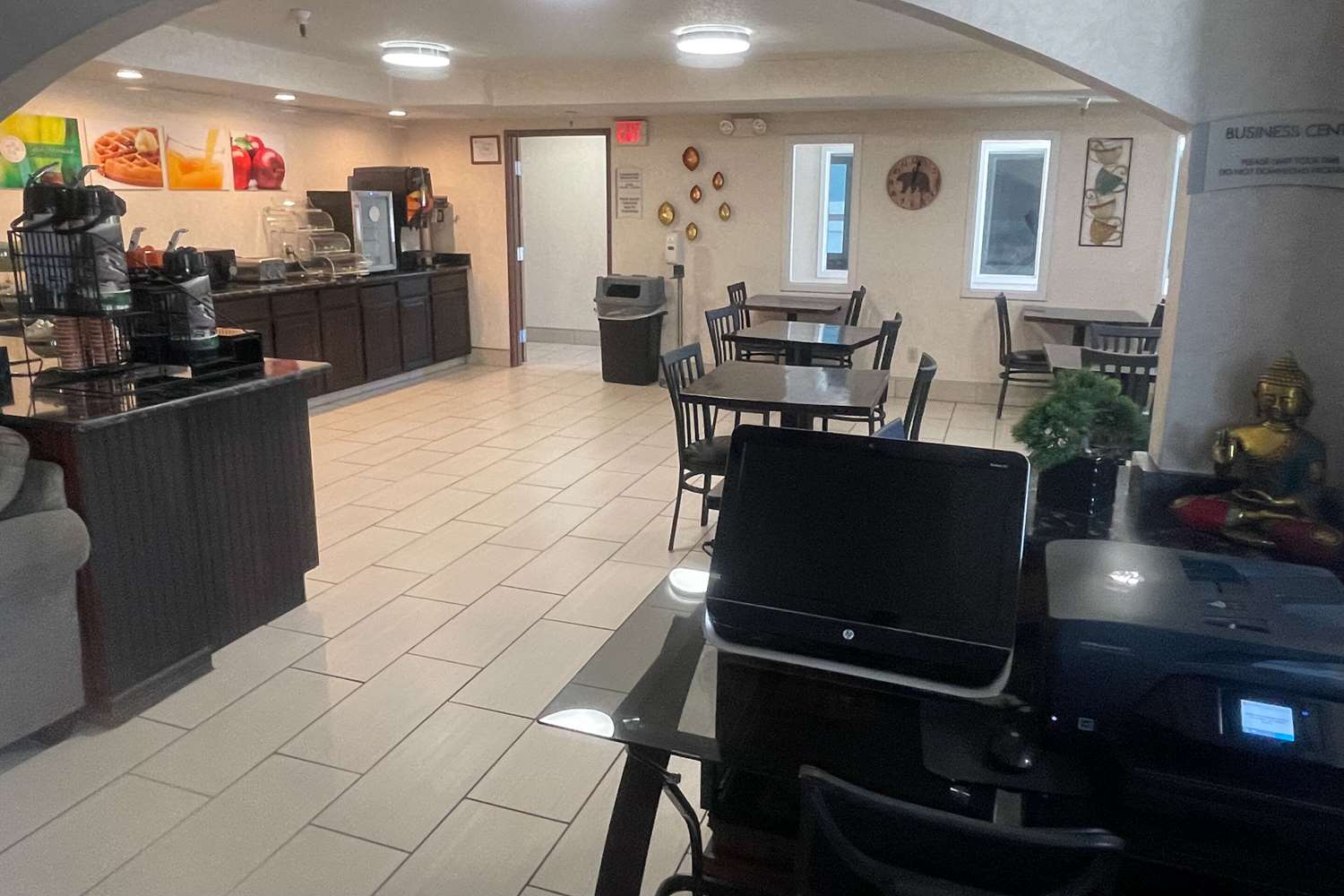 Quality Inn Raton, NM 21/28