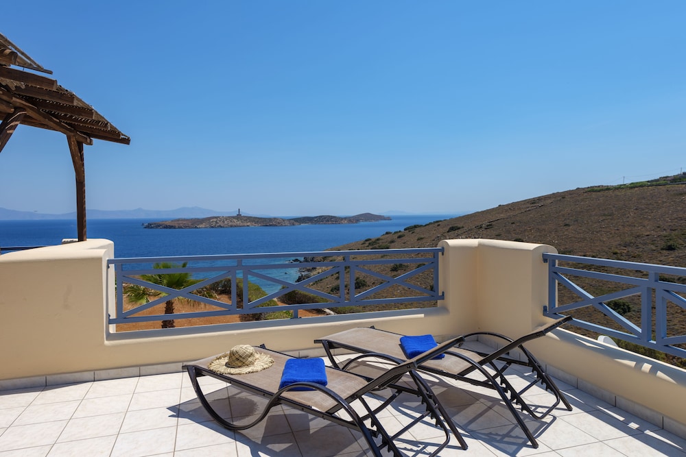 Sunrise Beach Suites 42/50