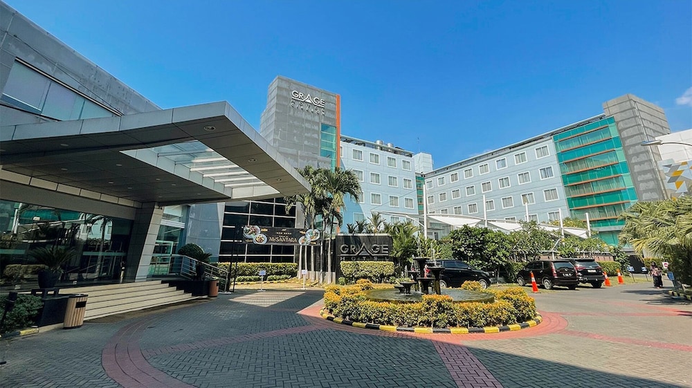 Grage Hotel Cirebon 67/71
