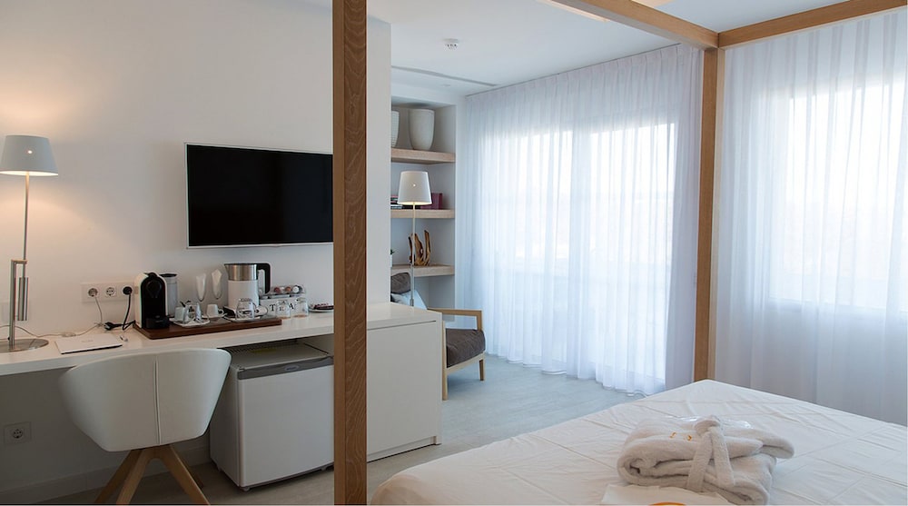 HOTEL CALA SAONA & SPA 27/59