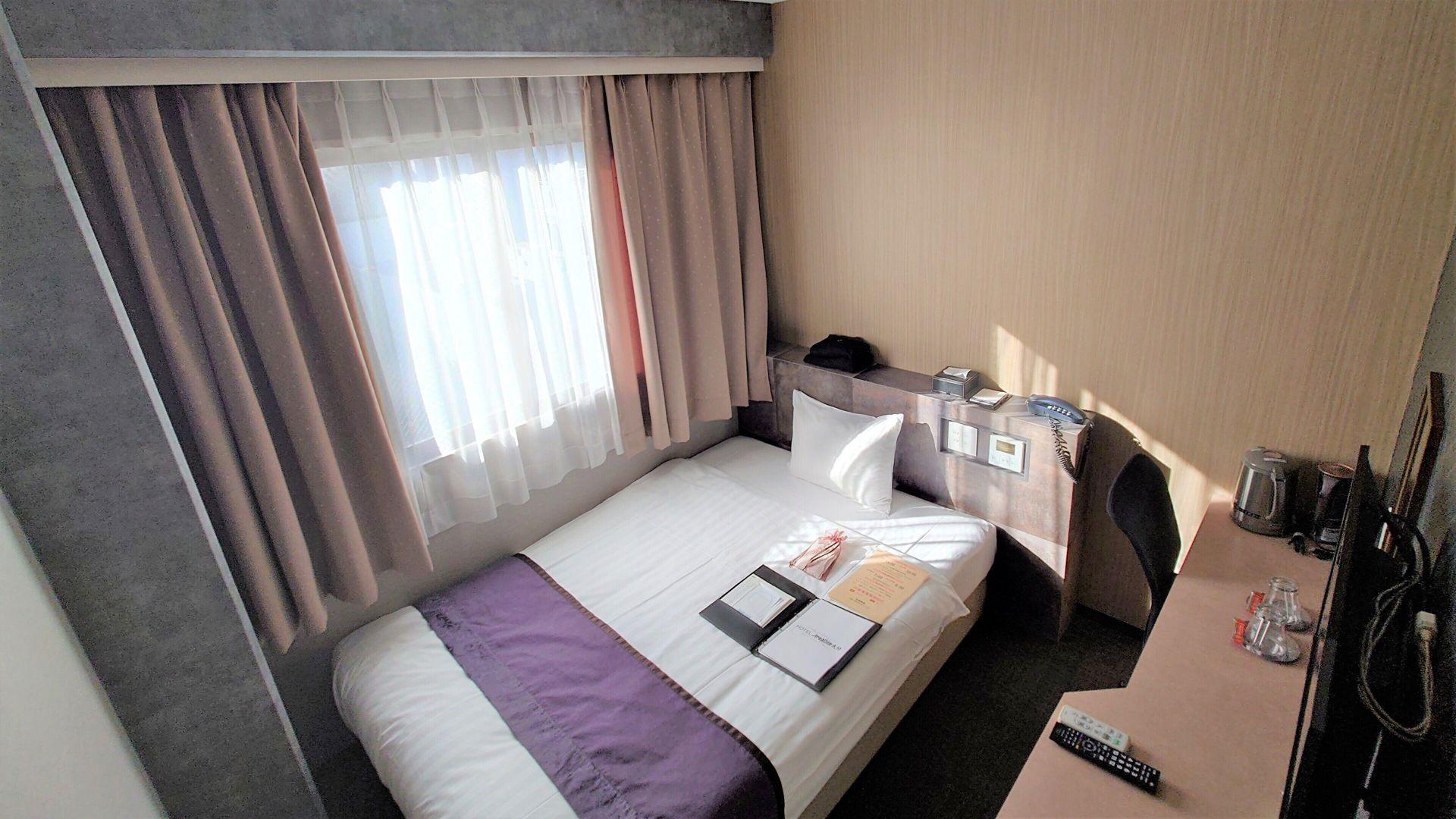 Semi Room, Single, Semi Double Bed