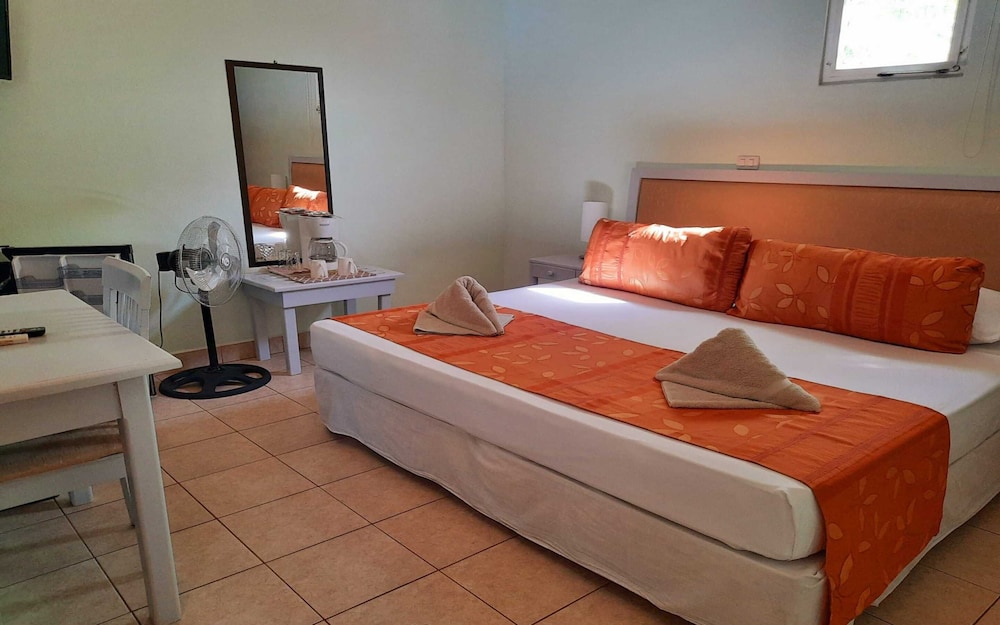 Hotel Samara Inn 23/68