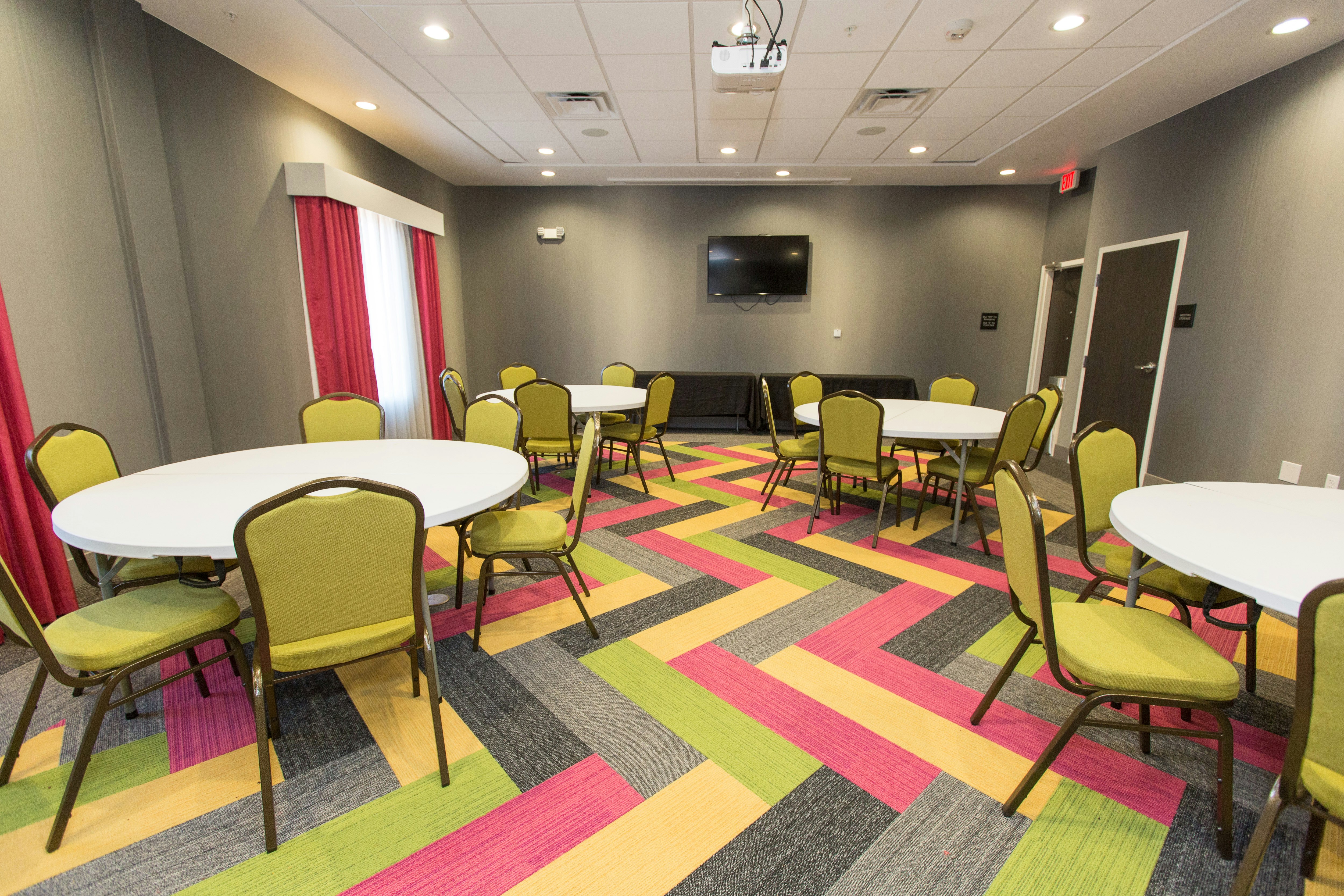 Hampton Inn Mustang Ok 36/51