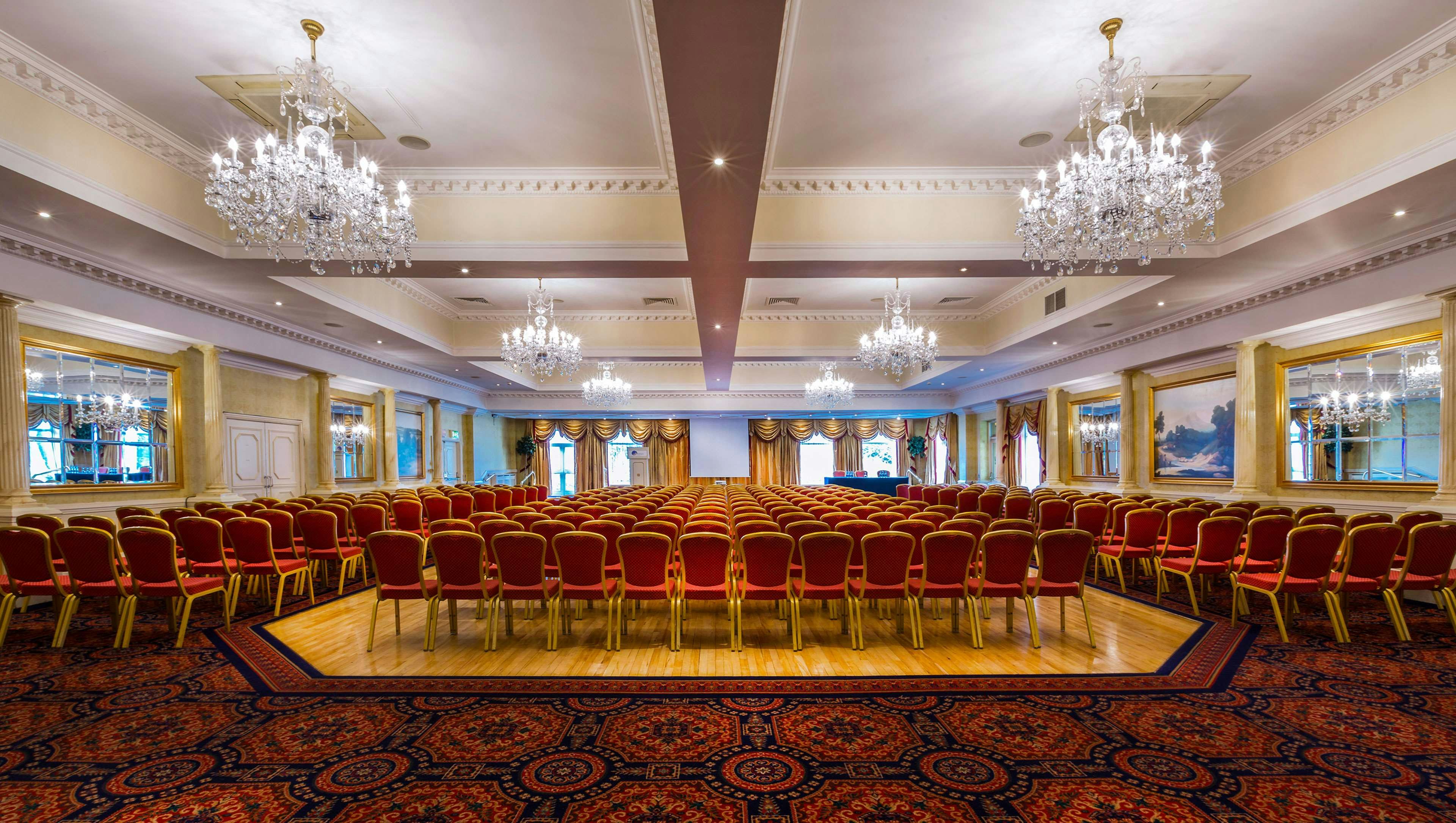 ARDBOYNE HOTEL 24/38