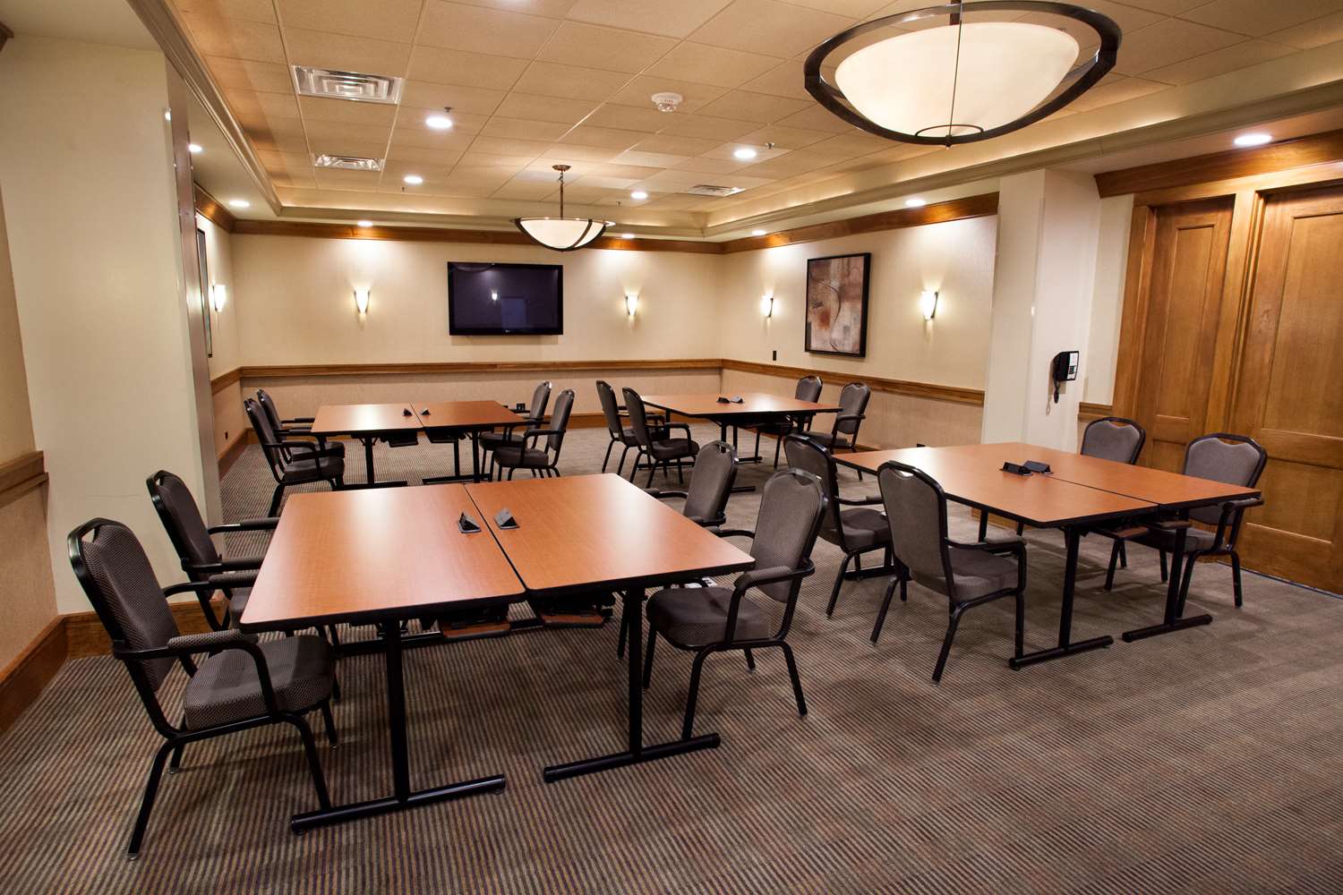 restaurant cafeteria