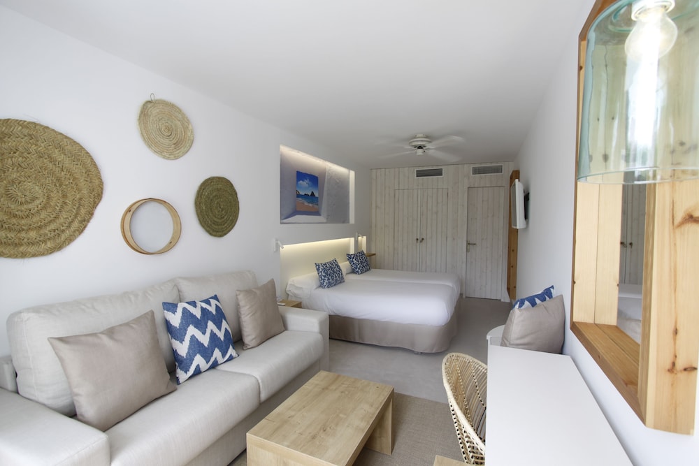 BG Portinatx Beach Club Hotel 22/30