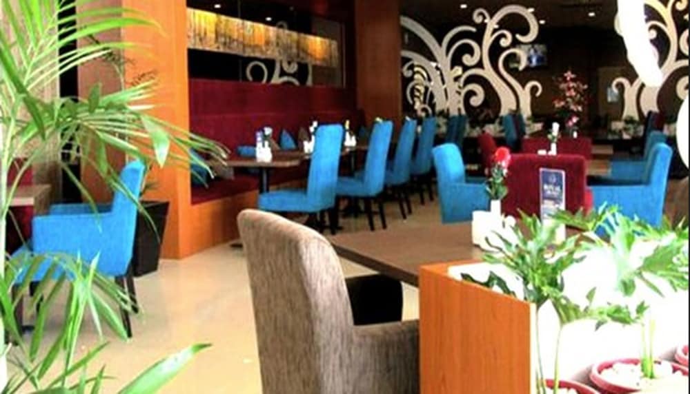 ROYAL SUITE CONDOTEL 14/26