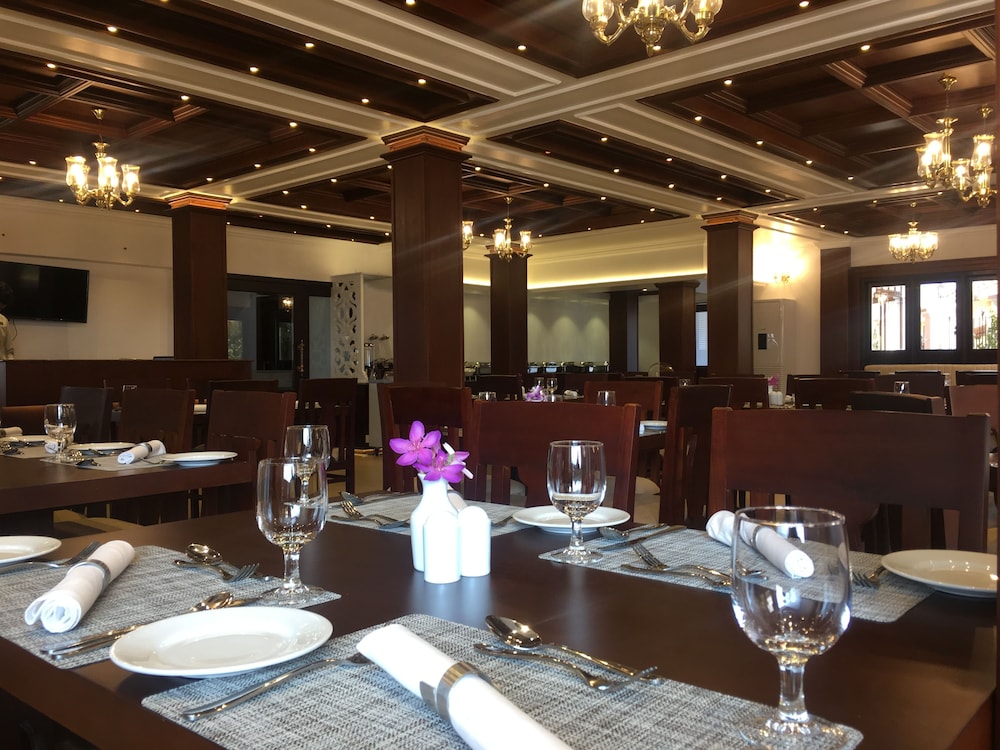 Nihara Resort And Spa 39/50