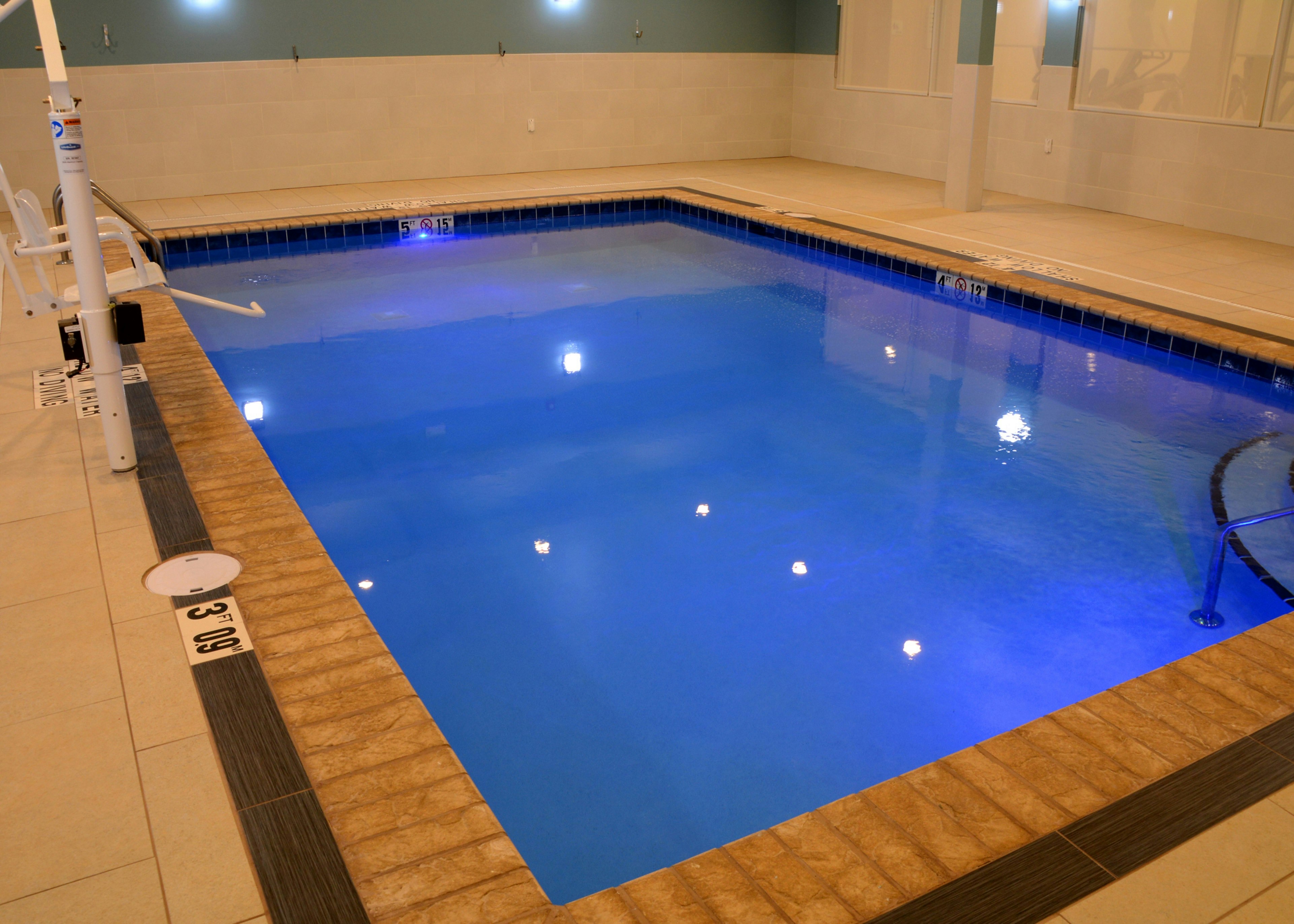 Holiday Inn Express Suites Pittsburgh Monroeville 28/49