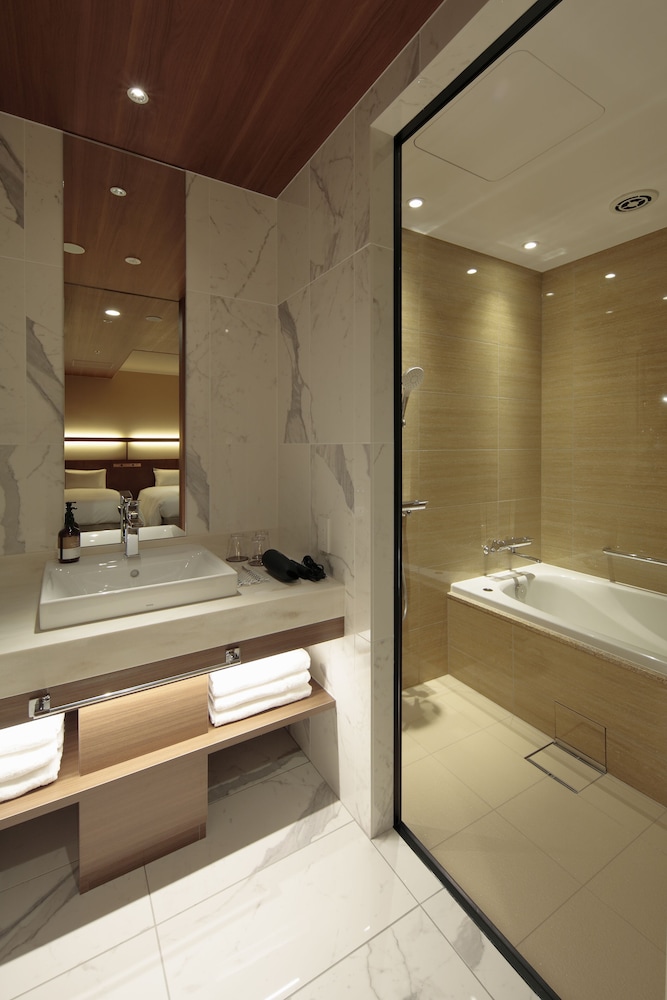 Candeo Hotels Osaka Shinsaibashi 50/50