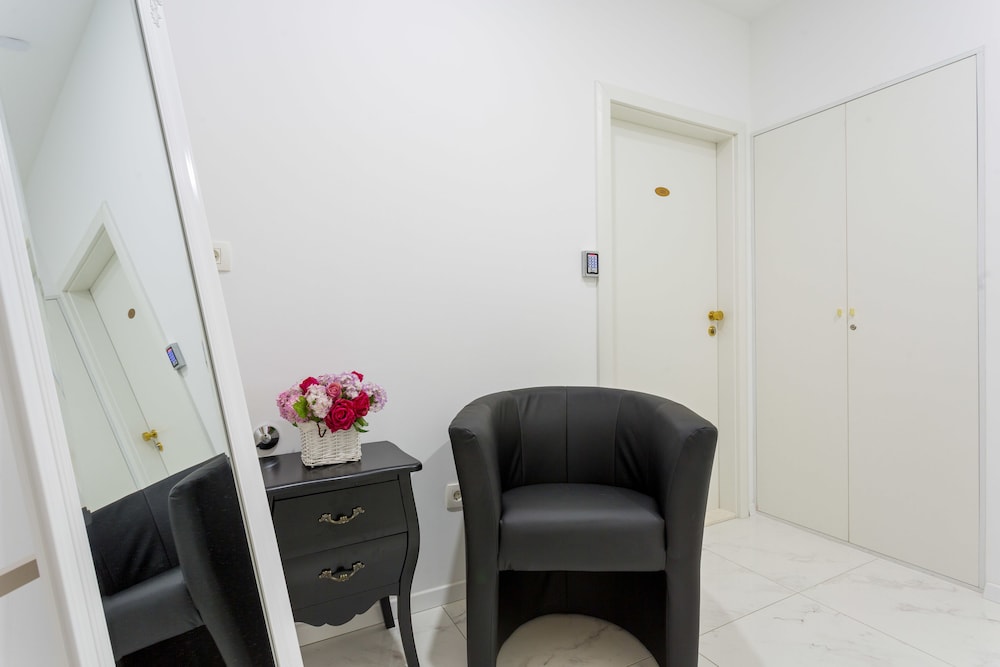 Luxury Rooms Floramye - Adults Only 64/80
