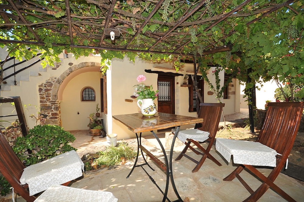 Elia Traditional Hotel & Spa 31/50