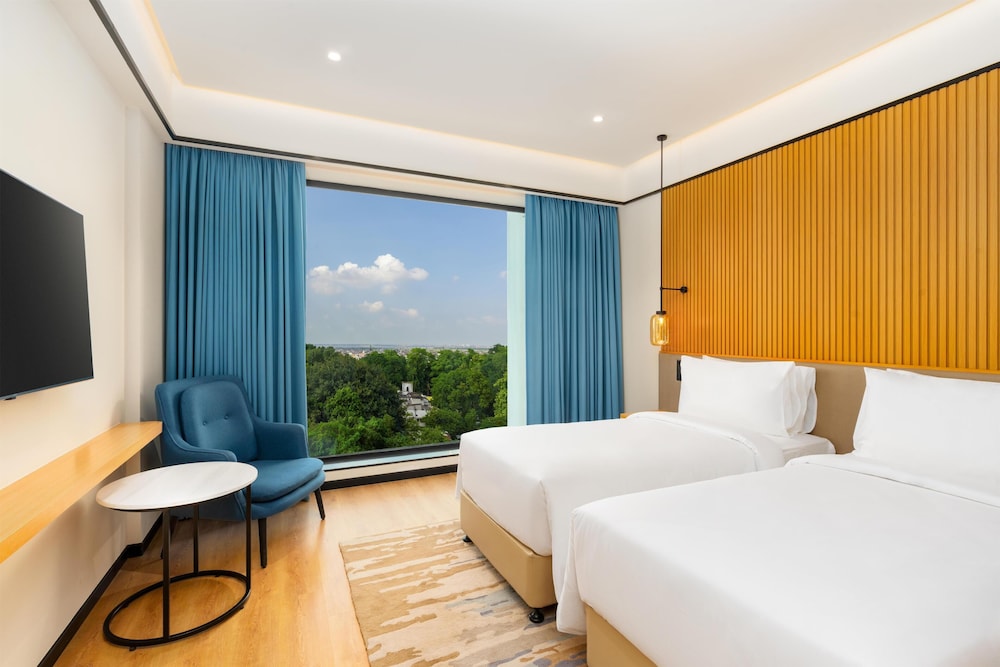 Radisson Hotel Prayagraj 6/50