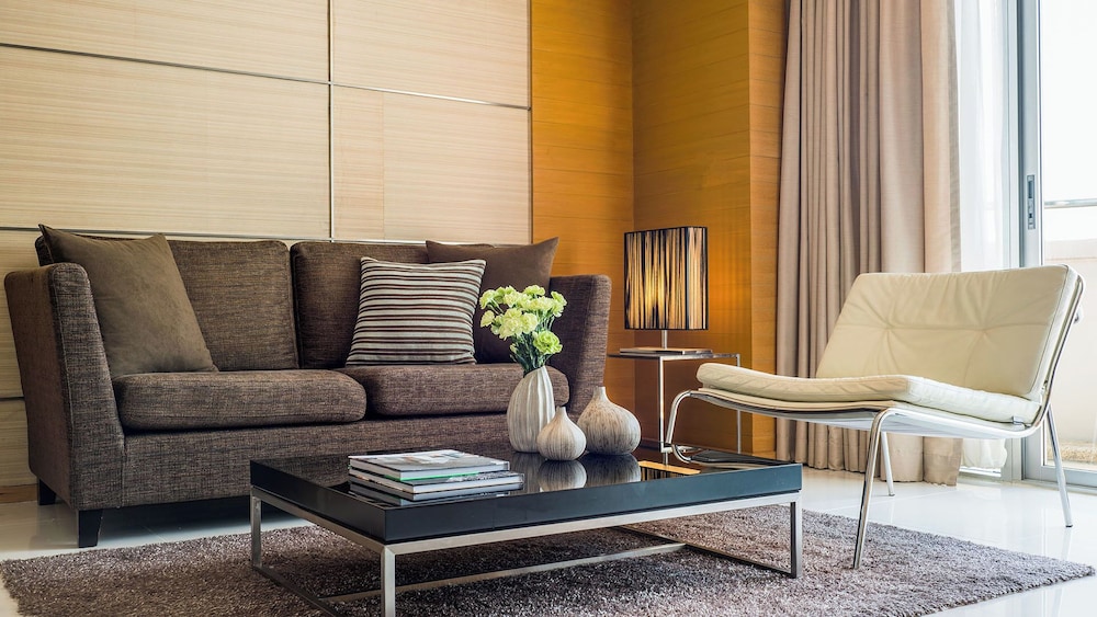 JC Kevin Sathorn Bangkok Hotel (ex. Anantara Sathorn Bangkok Hotel) 37/64