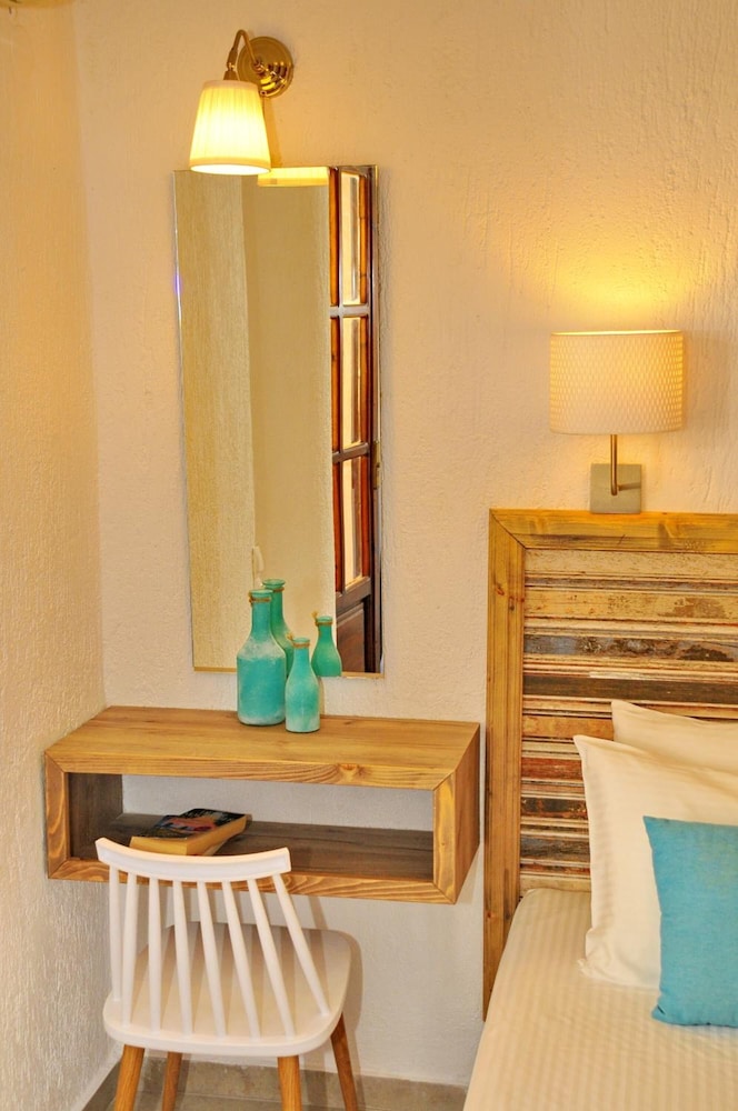CLEOPATRA APARTMENTS 25/50