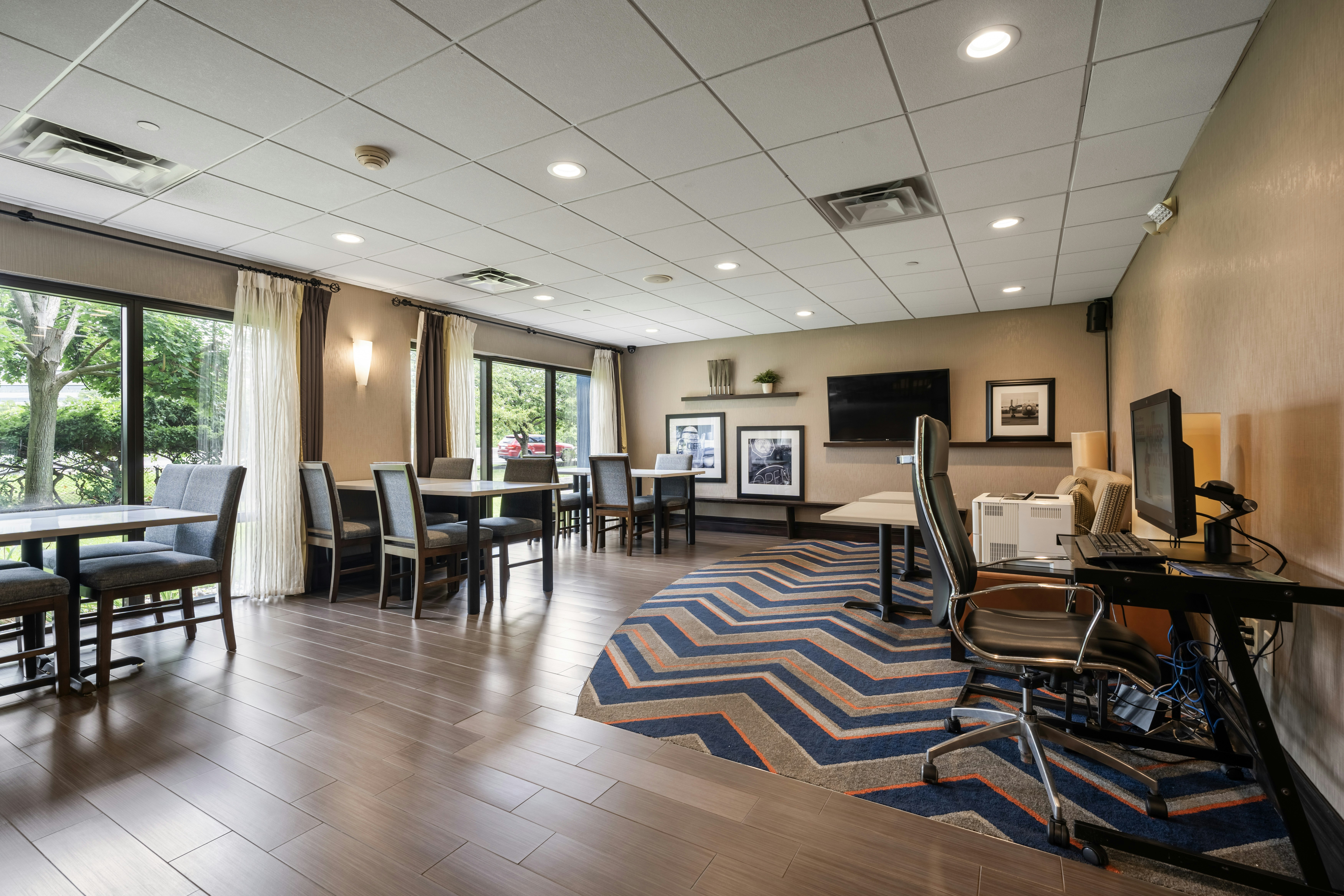 Hampton Inn Ridgefield Park 38/48