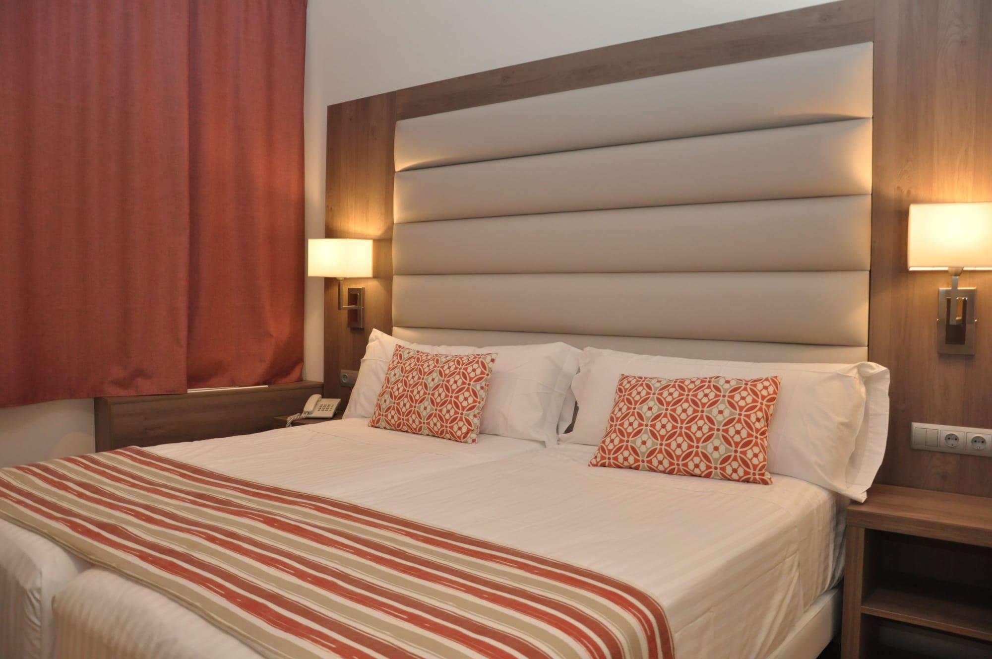 STANDARD, TWIN BEDS