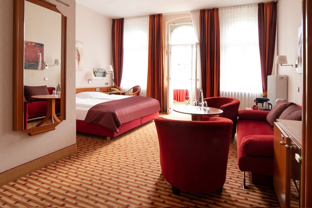 Hotel Schöneberg 12/40
