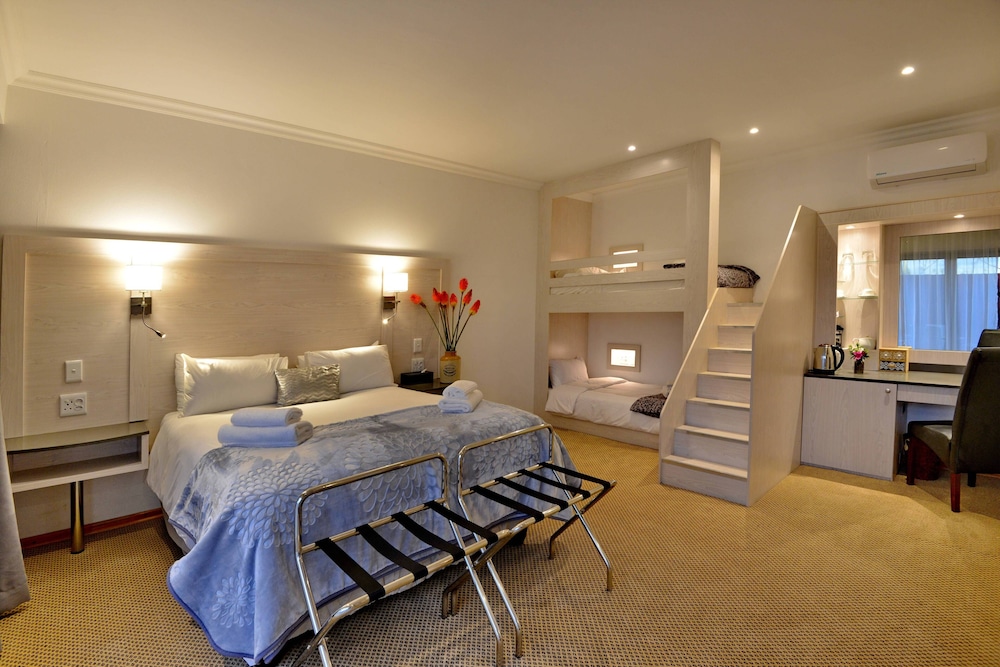 Val Du Charron Coach House 43/80