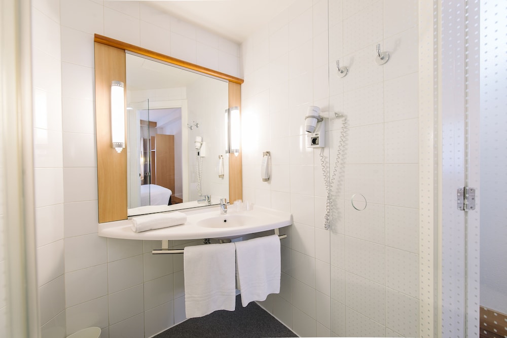 ibis Madrid Alcobendas 47/50