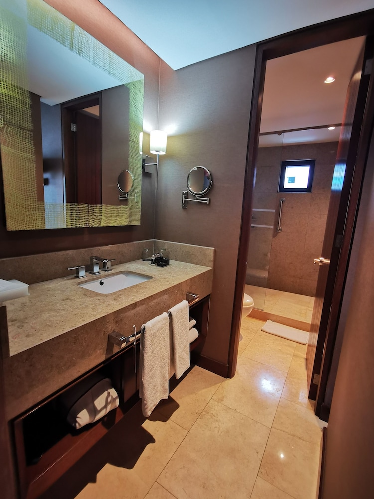 Mercure Bogota Calle 100 23/50