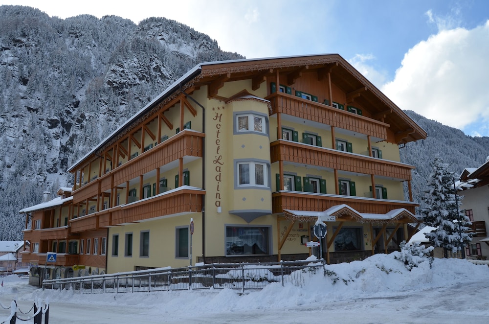 HOTEL LADINA 6/56