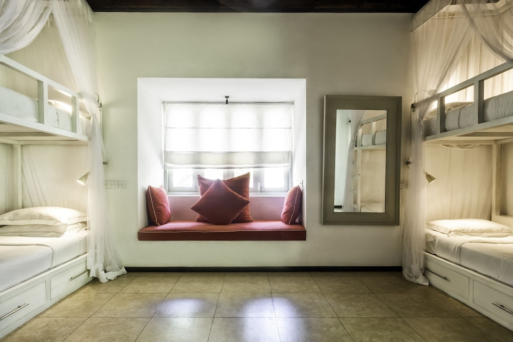 family suite, garden area