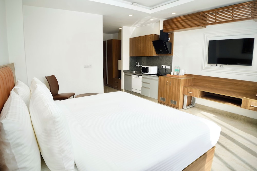Alivaa Hotel Gurugram Sohna Road 22/60