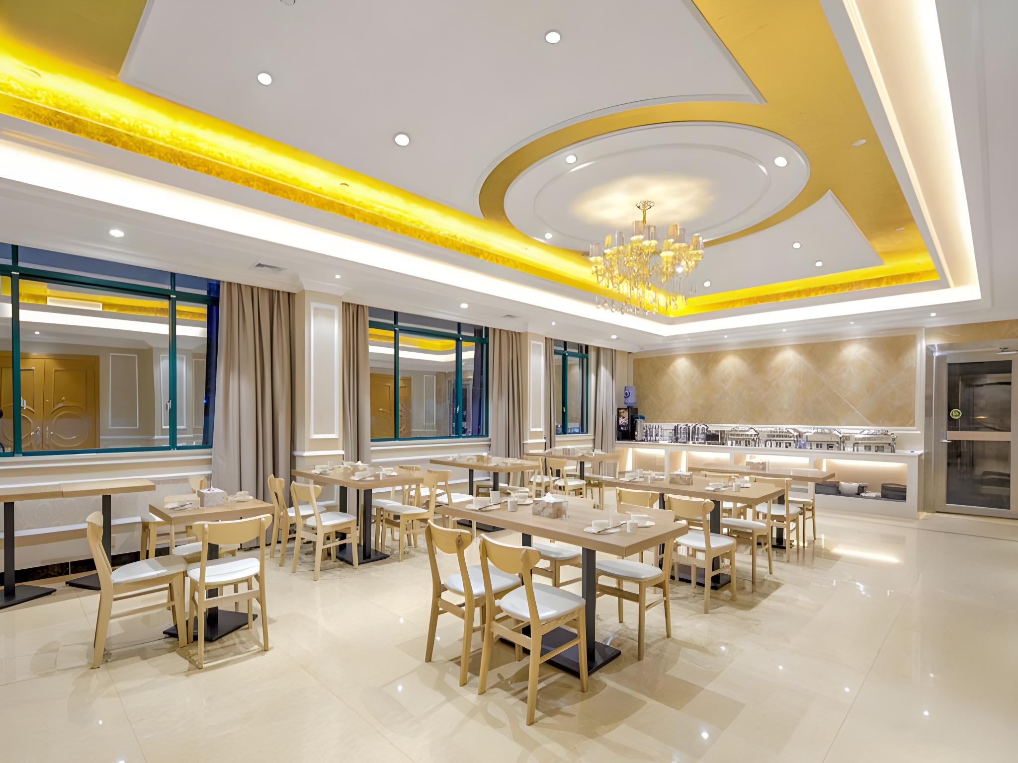 Vienna Hotel (Guangzhou Zengcheng Wanda Plaza) 31/35
