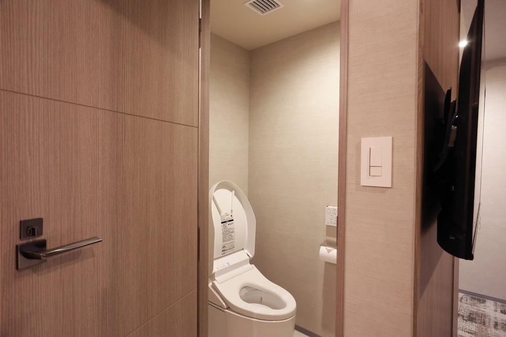 Chisun Hotel Kobe 55/56