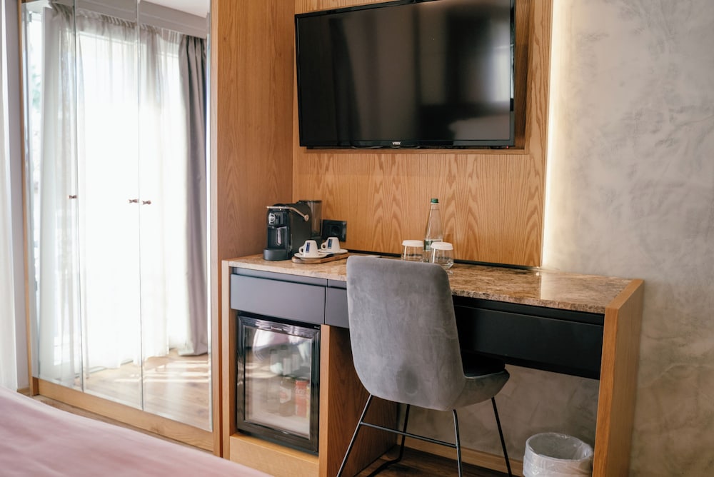 Moenia Boutique Hotel 30/35
