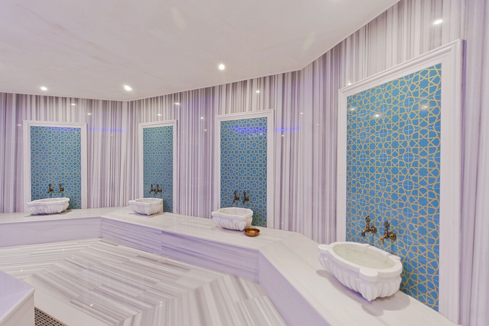 Legend Business Hotel Batumi 20/27