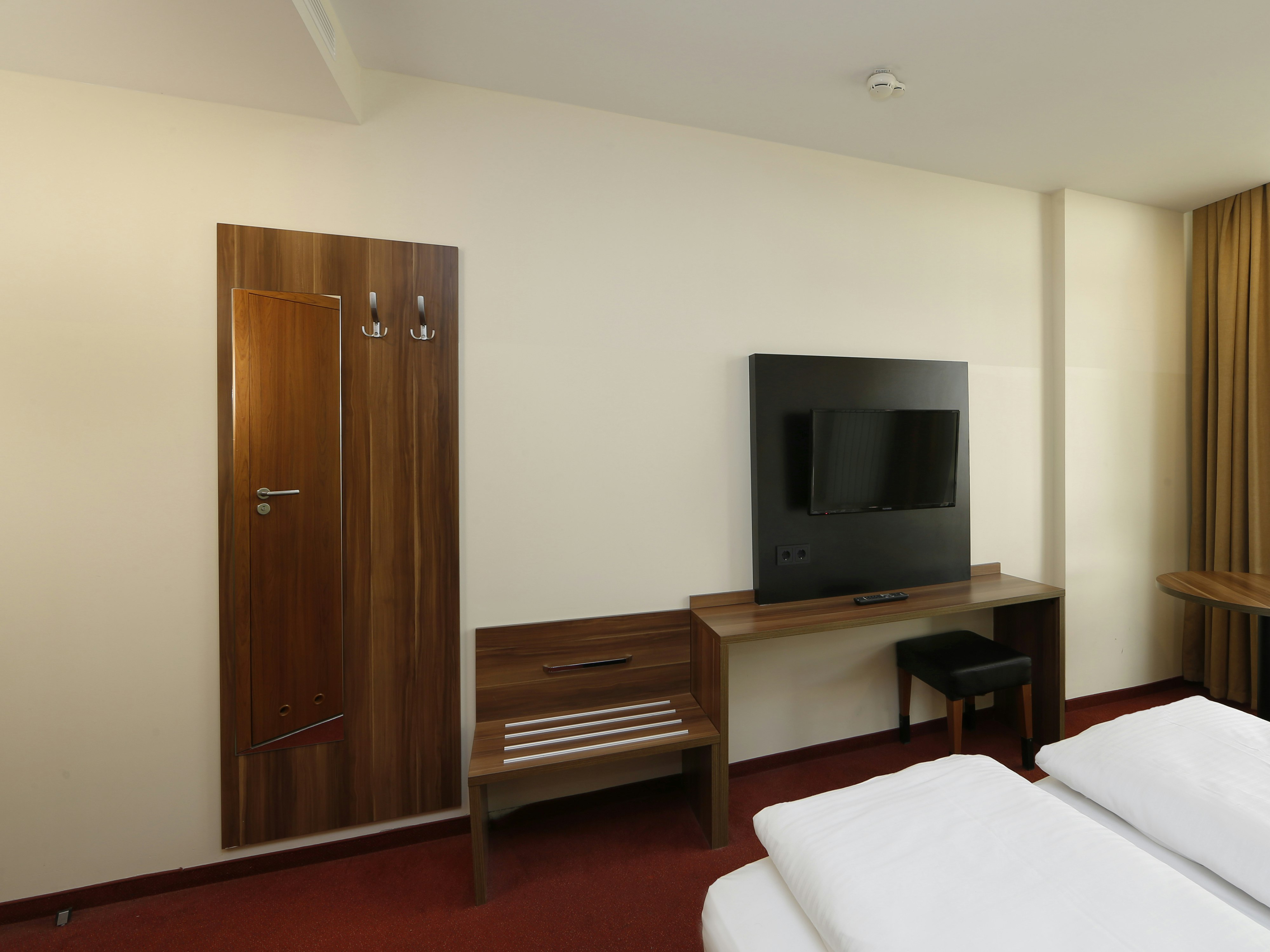 B&B HOTEL Berlin-Adlershof 29/40