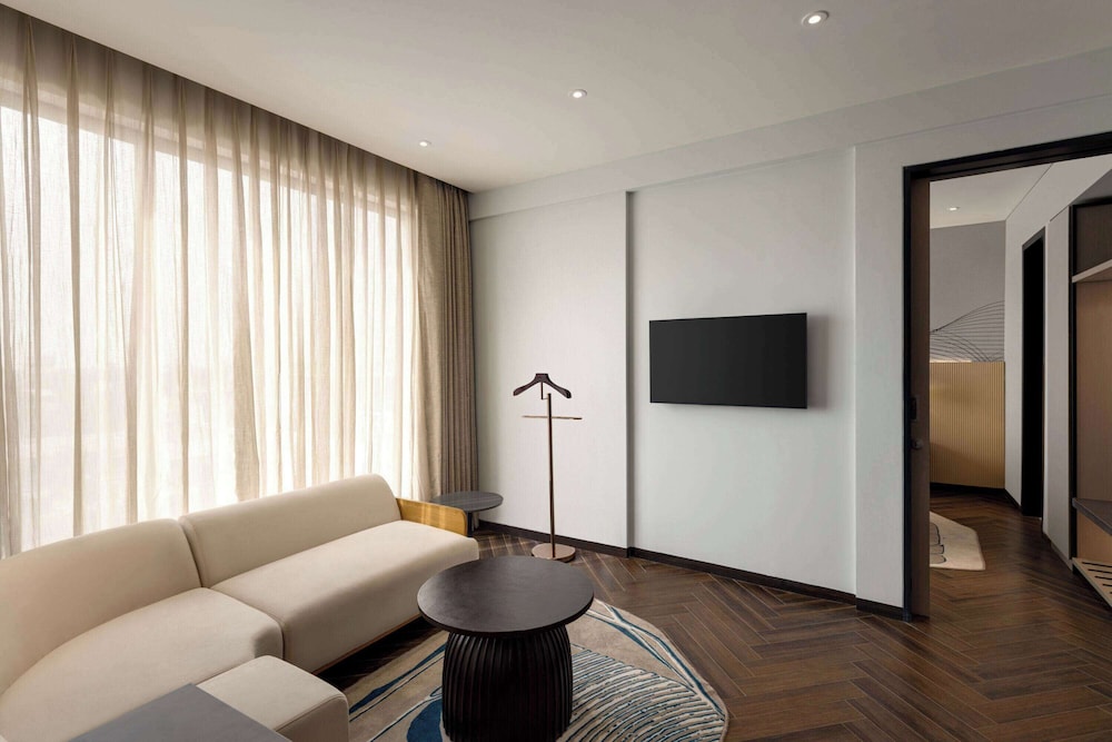 Ramada Encore By Wyndham Bhiwadi Phool Bagh Chowk 38/53