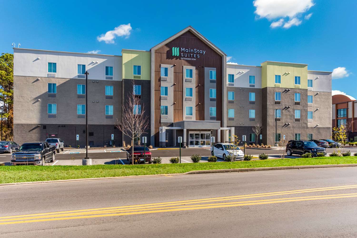 MainStay Suites Murfreesboro, TN 19/20