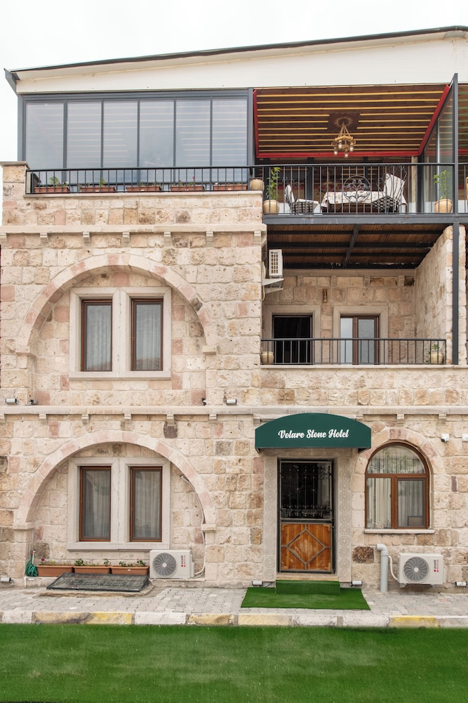 Volare Stone Hotel 1/43