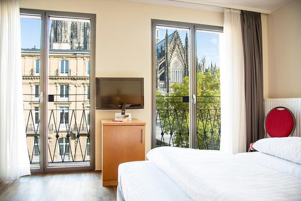 Eden Frueh Am Dom Hotel 14/40