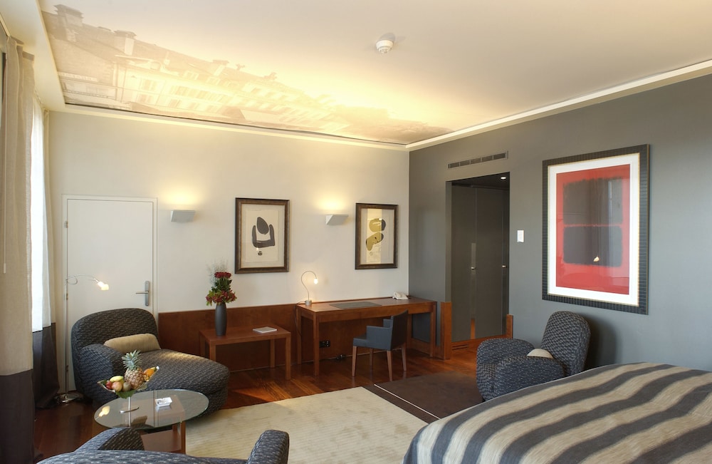 Angleterre Residence 40/69