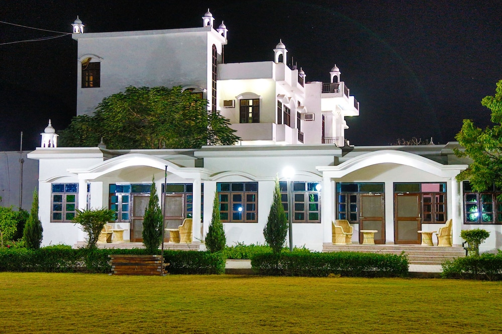 GULMOHAR SARISKA RESORT 4/45