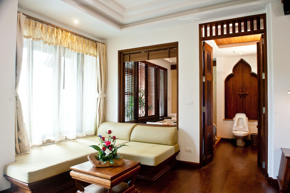 ROYAL MUANG SAMUI VILLAS 49/72