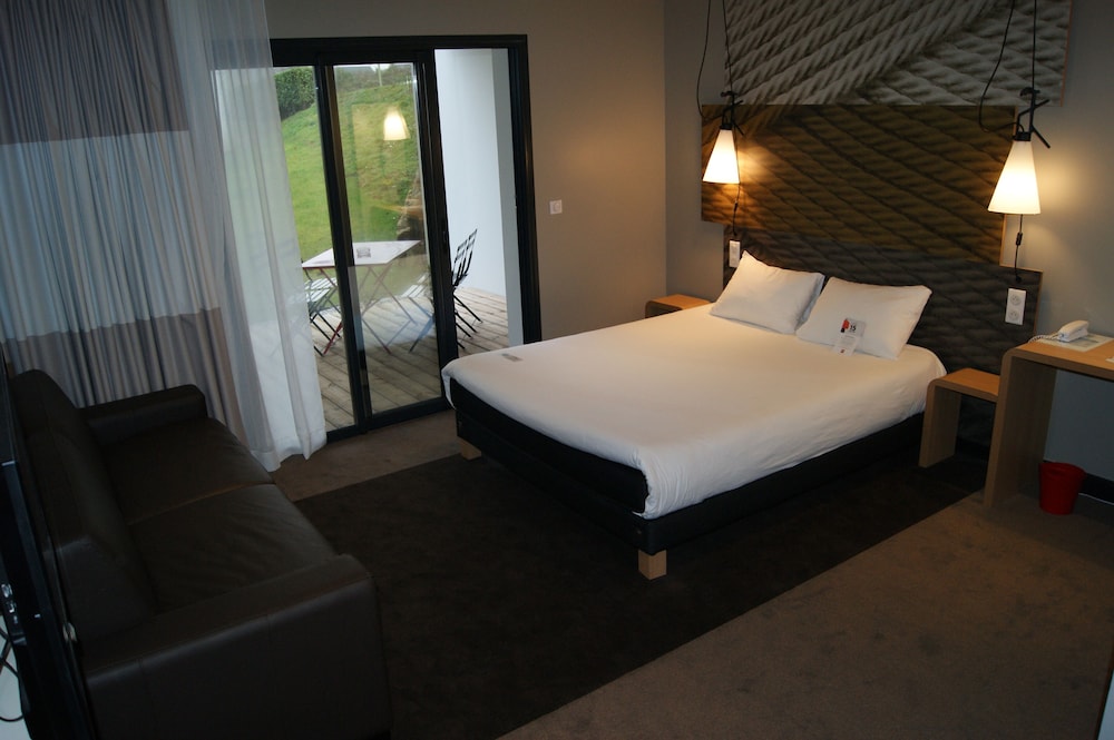 Ibis St Malo La Madeleine 35/68
