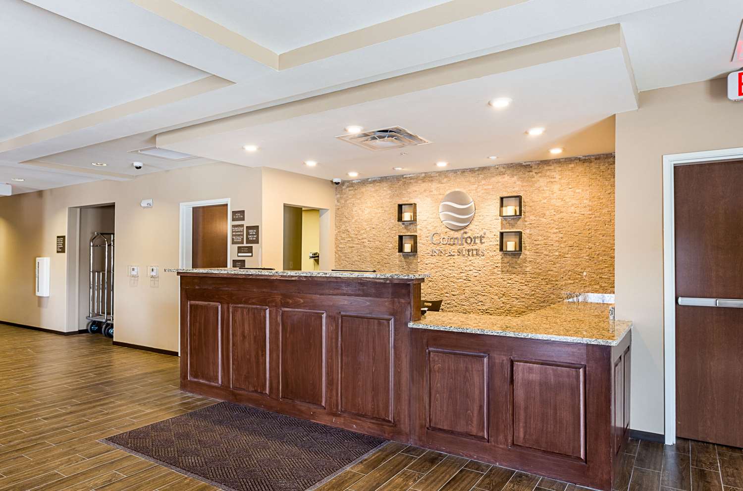 Comfort Inn & Suites Zachary, LA 5/41