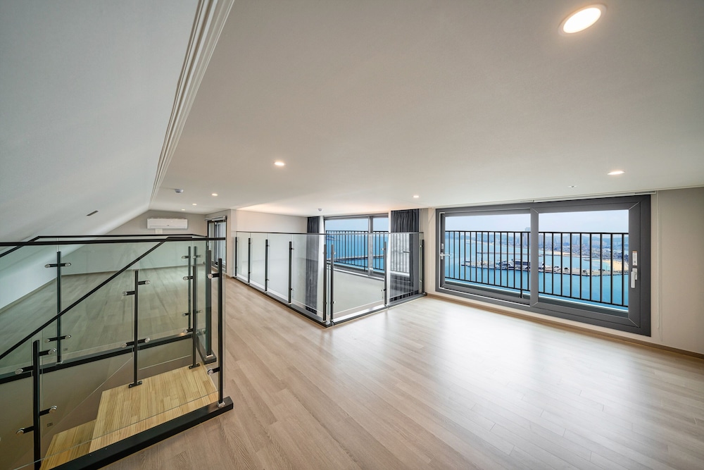 Sokcho I Park Suite Hotel and Resort 22/46