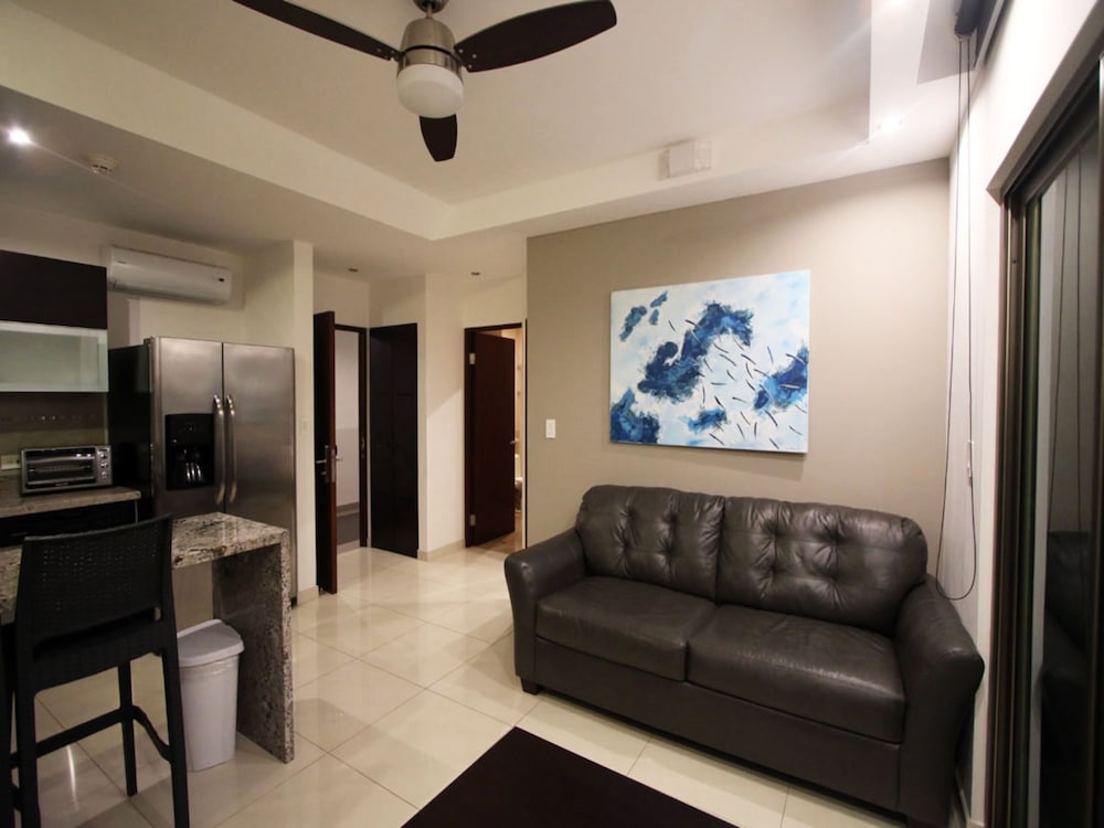 Oceano Boutique Hotel And Gallery 37/51