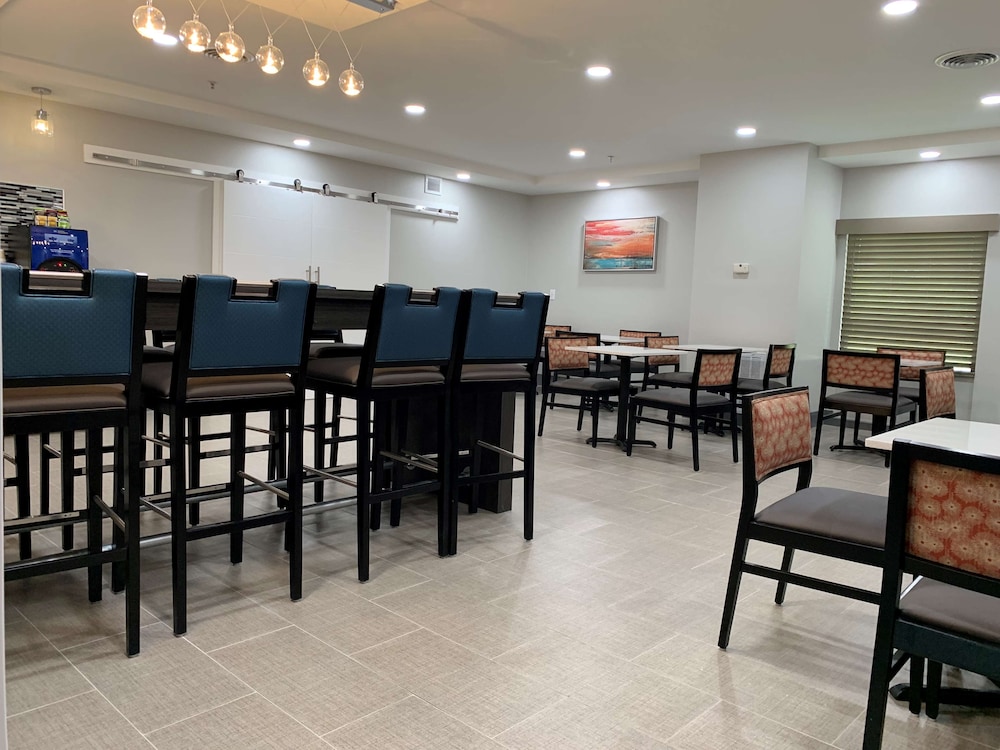 Best Western Knoxville Airport/Alcoa 28/35