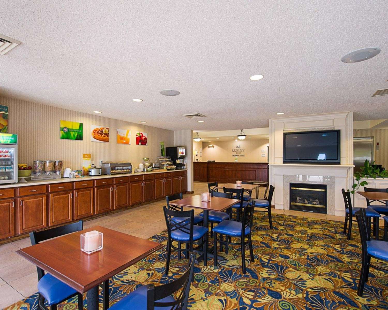 restaurant cafeteria