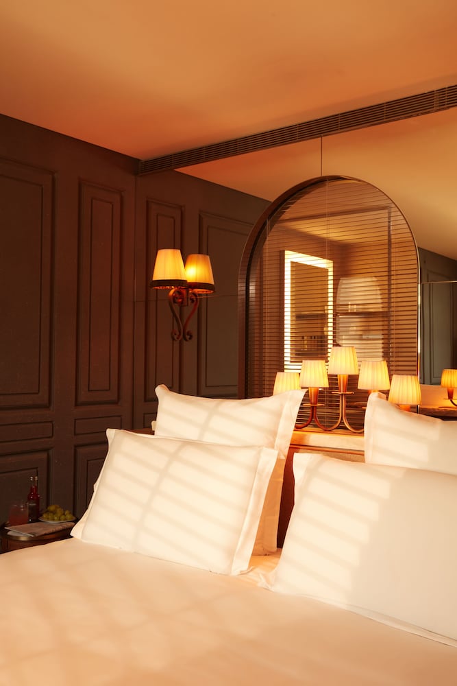 Mondrian Bordeaux Hotel des Carmes 14/56